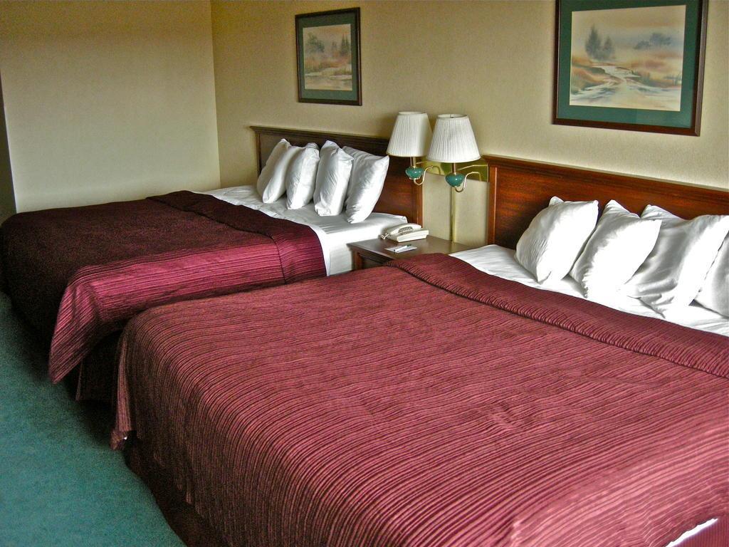 Quality Inn Бенд Экстерьер фото
