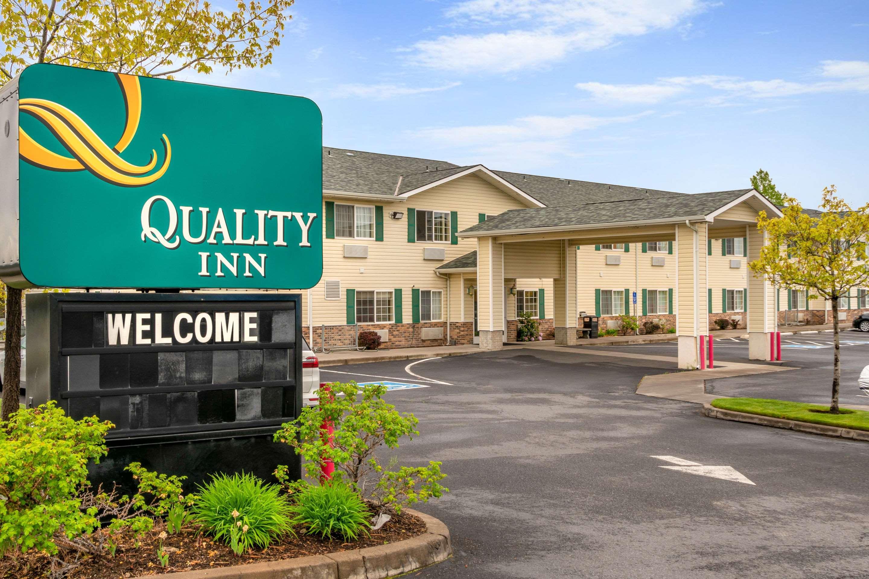 Quality Inn Бенд Экстерьер фото